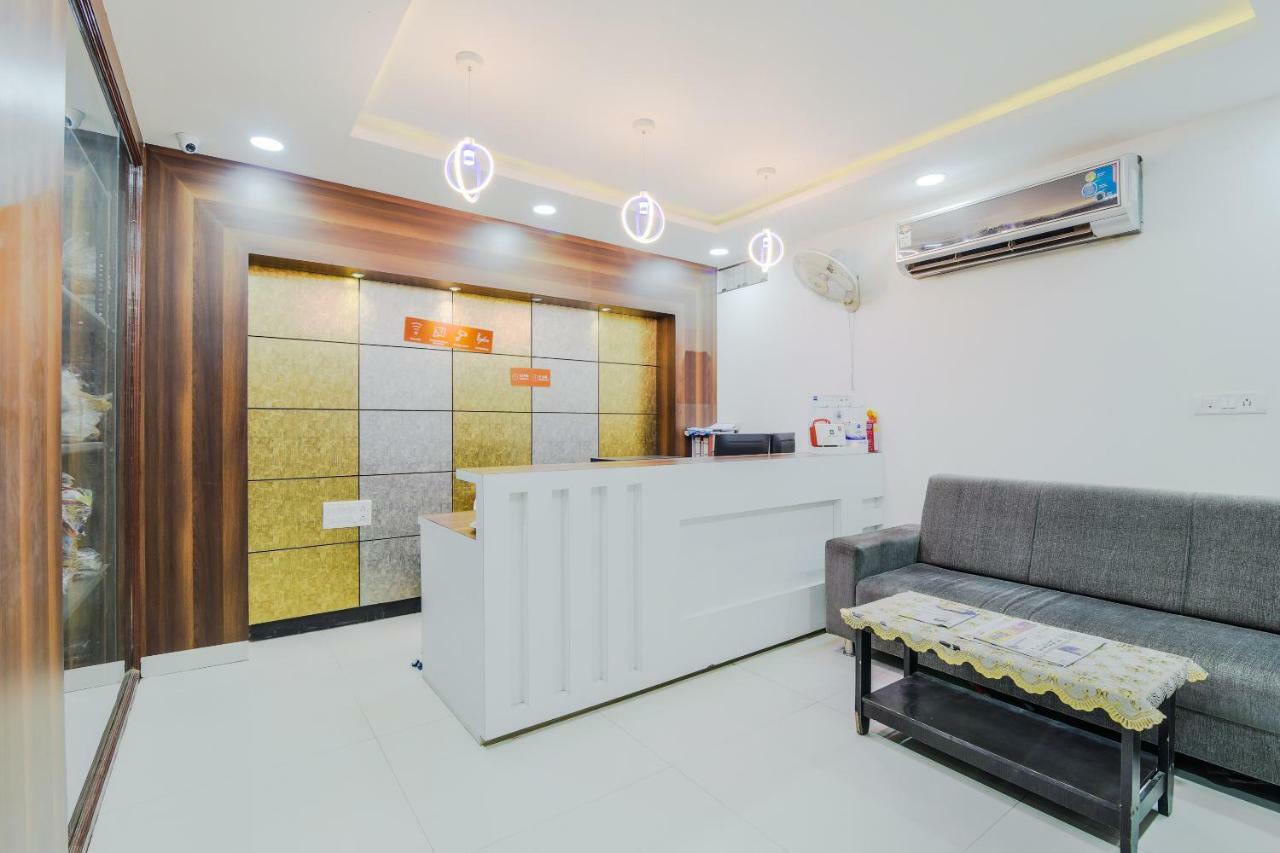 Neema Residency Hotel Anantapur Buitenkant foto